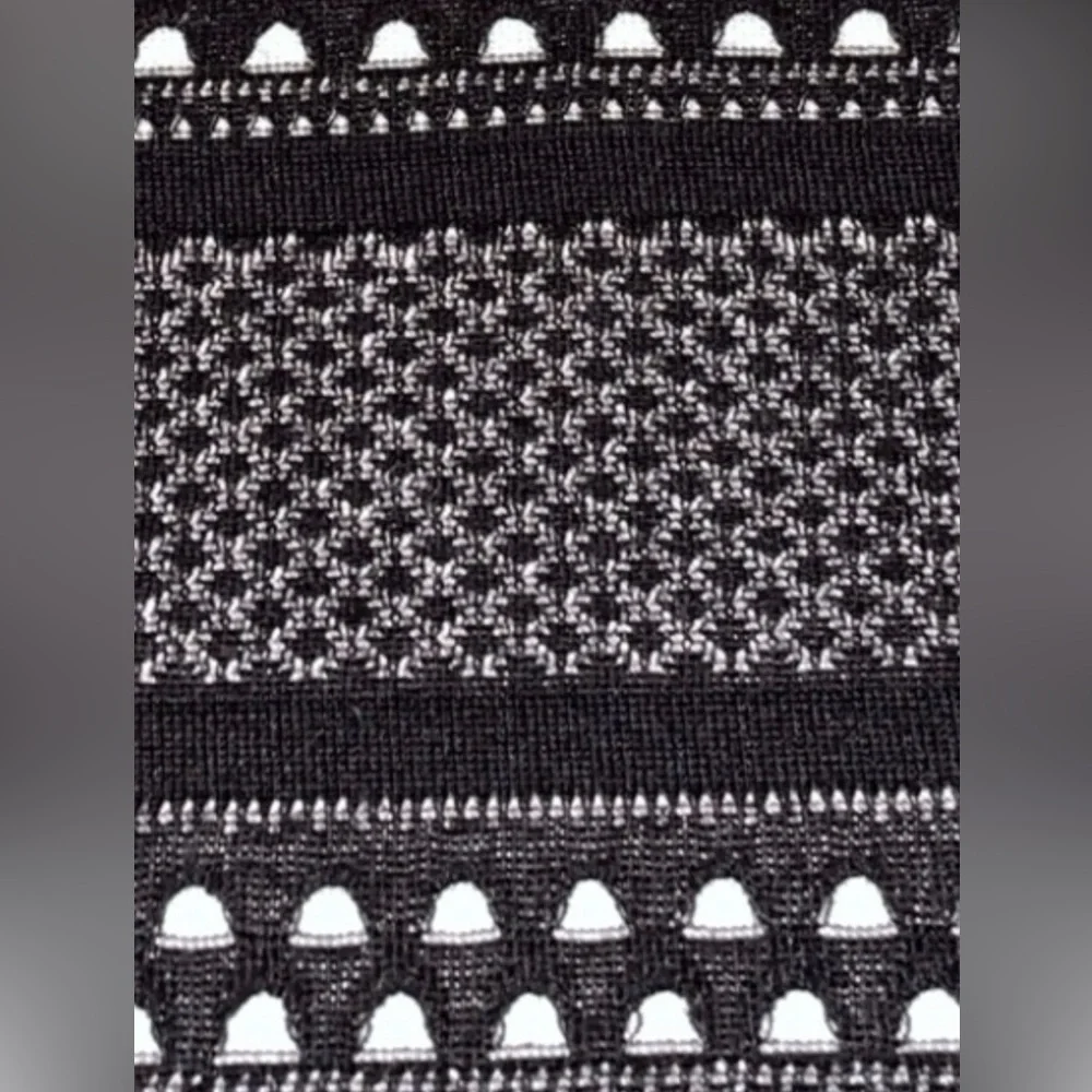 BCBGeneration Black & White Textured Knit A-Line Dress Size Large NWOT